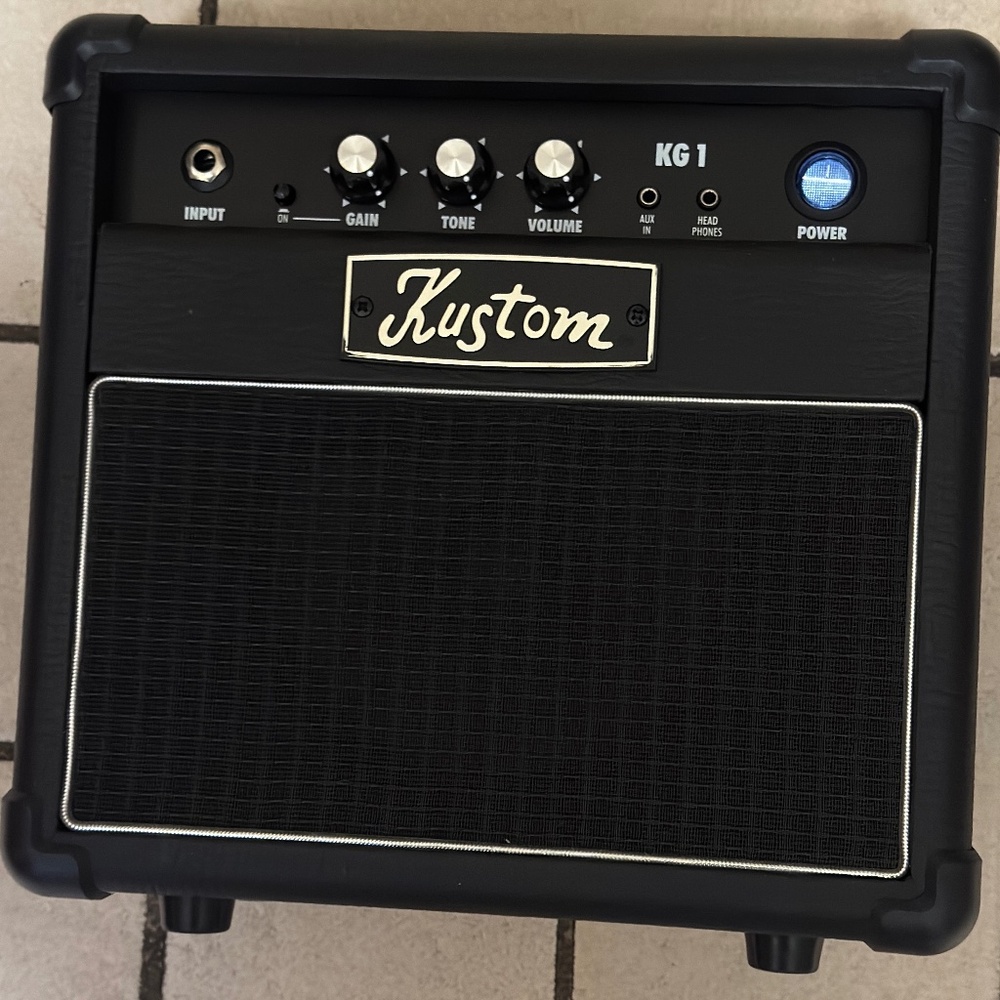 Kustom KG1 Guitar Amplifier & Microphone